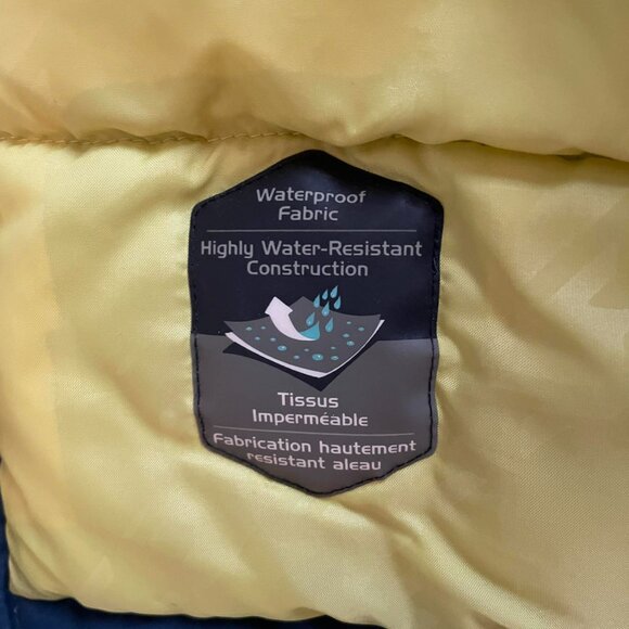 Columbia boys waterproof winter coat. Dark blue , SIZE 10/12. - Picture 10 of 13